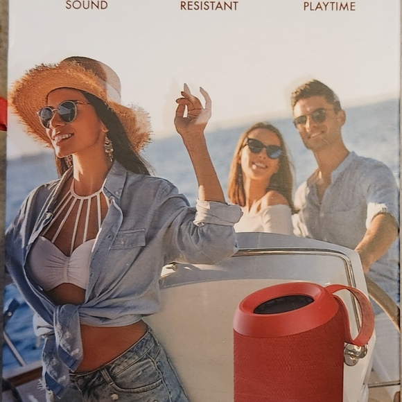 Splash Red Portable Speaker - Picture 3 of 5